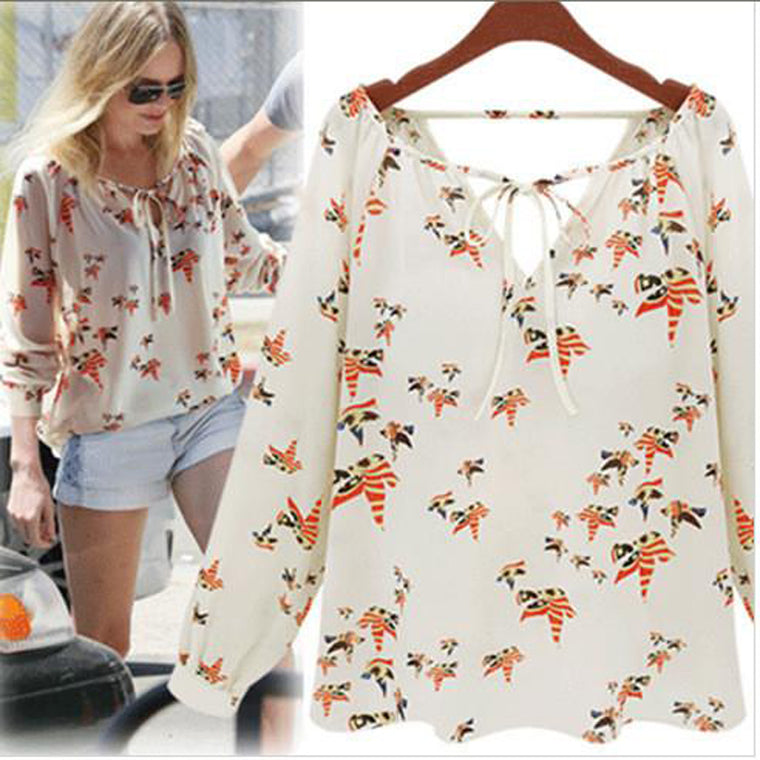 Pigeons Print V-Neck Blouse