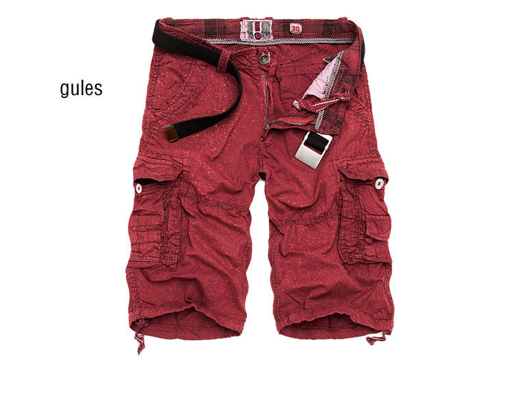 Knee-length multi-pocket cargo shorts