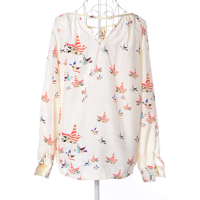 Pigeons Print V-Neck Blouse